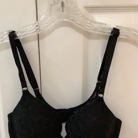 Buckle Bralette and 2 VS Bras 34D - Picture 4 of 8